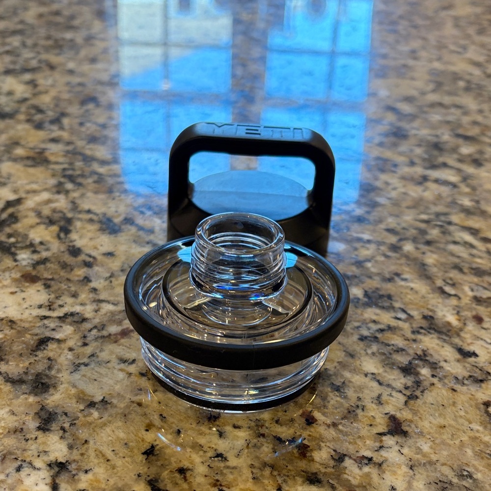 YETI bottle lid bundle - Picture 5 of 8